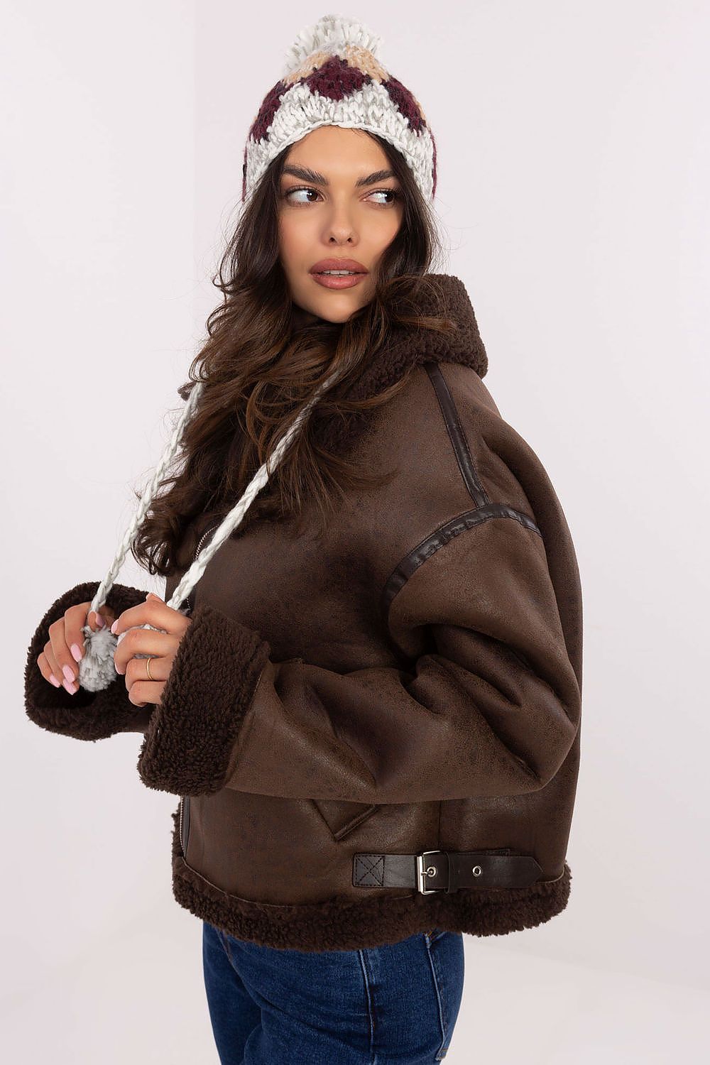  Sápka model 203840 AT 