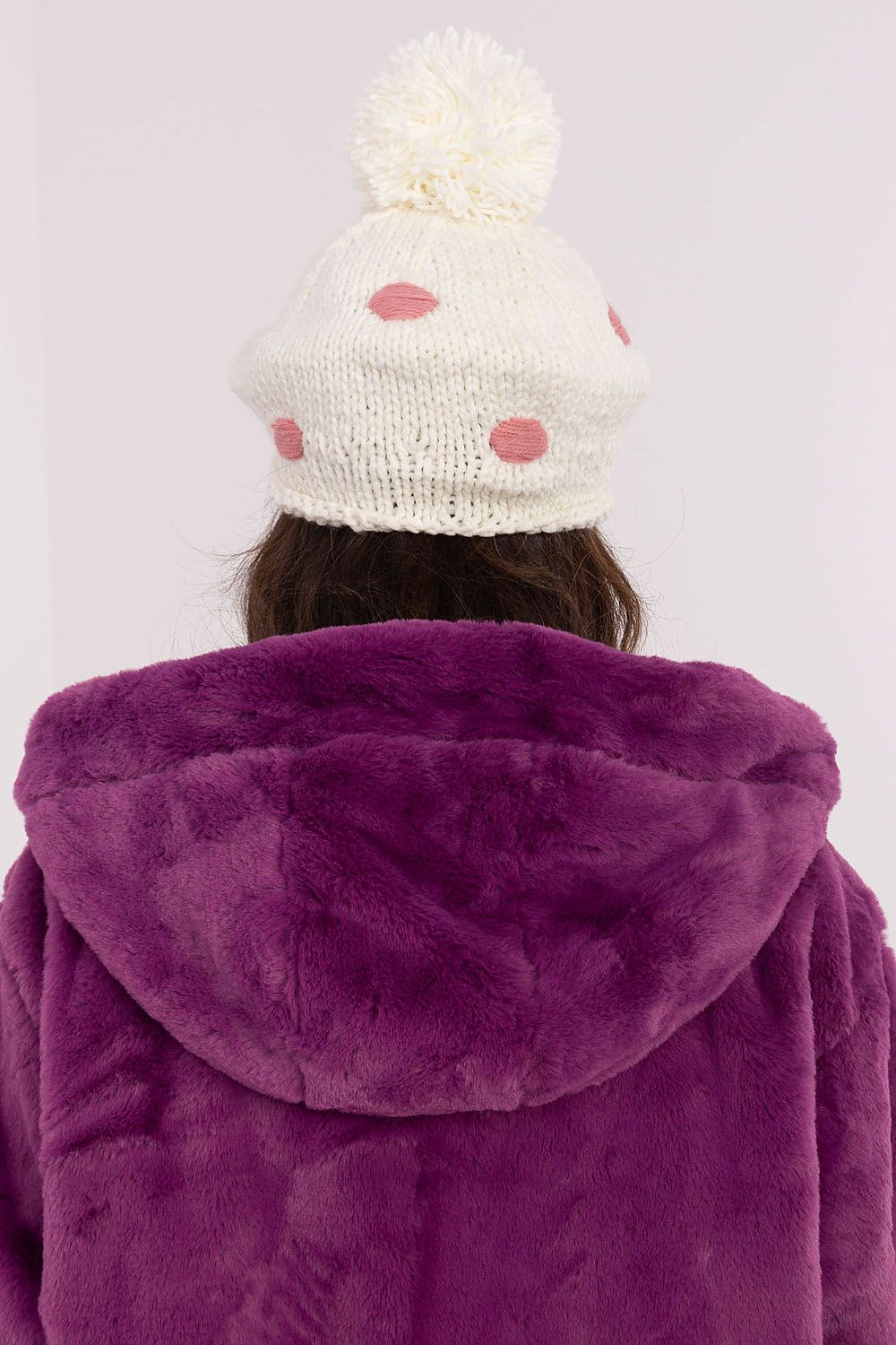  Sápka model 203846 AT 